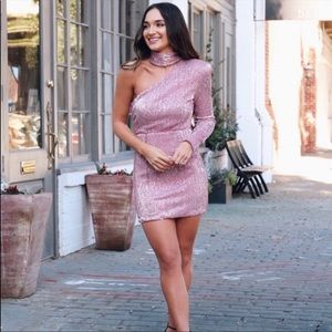 L’atiste pink one sleeve mini dress with attached choker